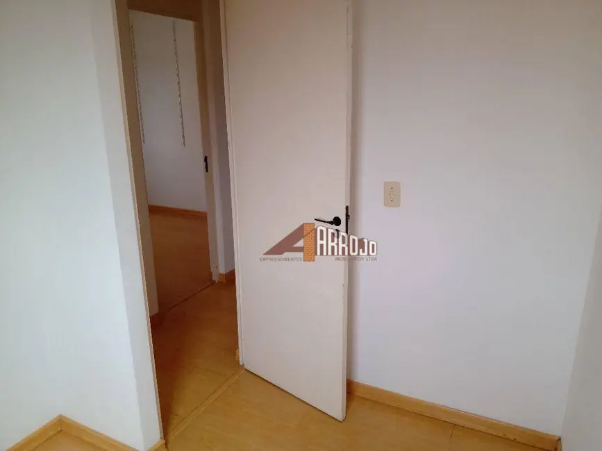 Foto 8 de Apartamento com 3 quartos para alugar, 92m2 em Vila Araguaia, São Paulo - SP