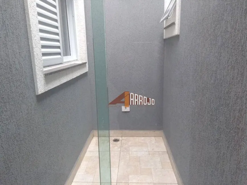 Sobrado com 3 quartos à venda, 90m2 em Jardim Três Marias, São Paulo - SP - imagem 5 Foto 5 de Sobrado com 3 quartos à venda, 90m2 em Jardim Três Marias, São Paulo - SP