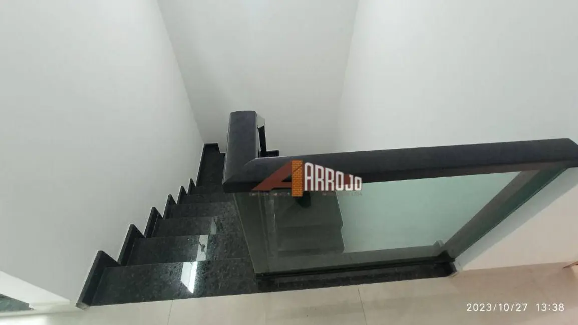 Sobrado com 3 quartos à venda, 102m2 em Vila Ré, São Paulo - SP - imagem 9 Foto 9 de Sobrado com 3 quartos à venda, 102m2 em Vila Ré, São Paulo - SP