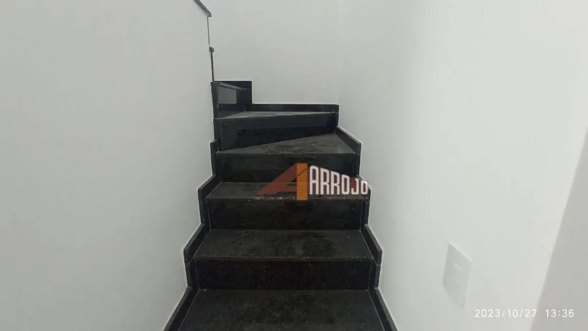 Sobrado com 3 quartos à venda, 102m2 em Vila Ré, São Paulo - SP - imagem 8 Foto 8 de Sobrado com 3 quartos à venda, 102m2 em Vila Ré, São Paulo - SP