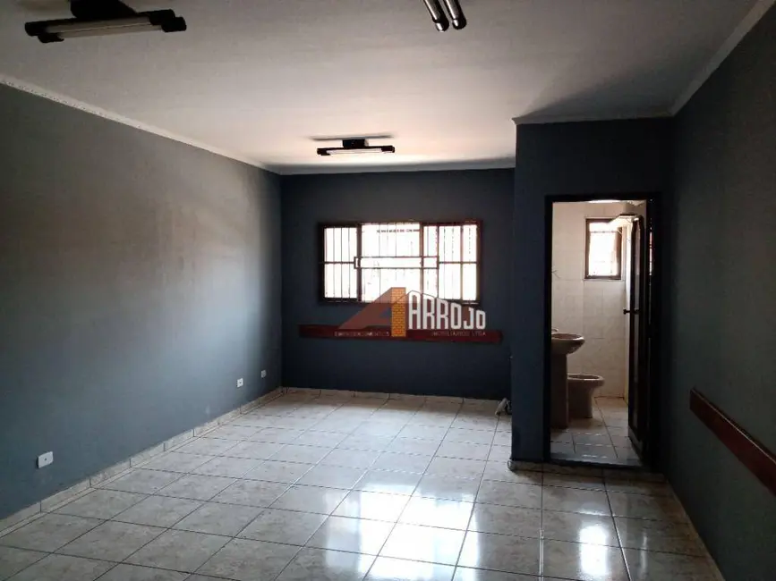 Foto 2 de Sala Comercial para alugar, 30m2 em Vila Marieta, São Paulo - SP