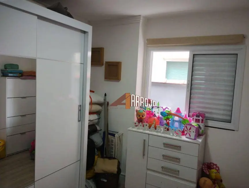 Foto 9 de Casa com 4 quartos à venda, 214m2 em Vila Granada, São Paulo - SP