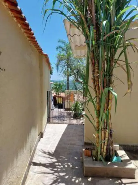 Foto 9 de Casa com 3 quartos à venda, 500m2 em Jardim Pinheirinho, Itaquaquecetuba - SP