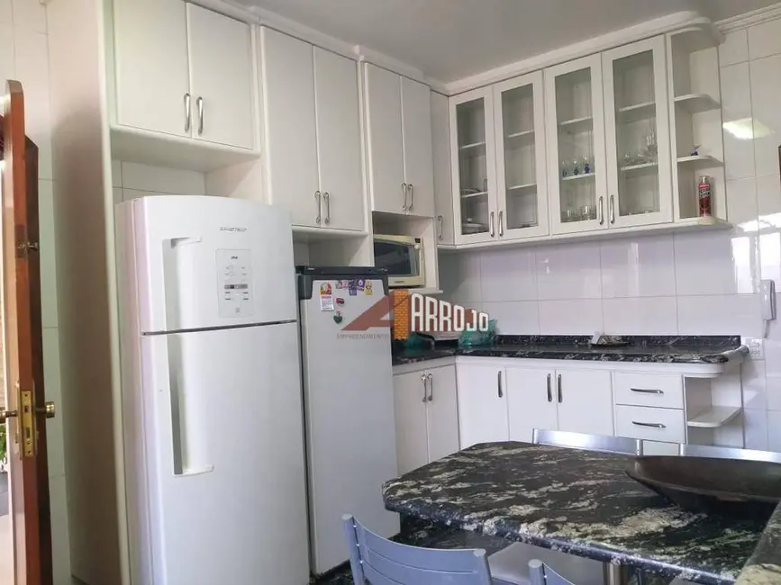 Foto 7 de Casa com 3 quartos à venda, 240m2 em Vila São Geraldo, São Paulo - SP