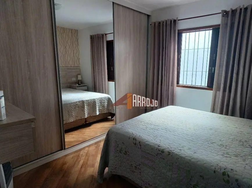 Foto 2 de Casa com 2 quartos à venda, 140m2 em Vila Granada, São Paulo - SP