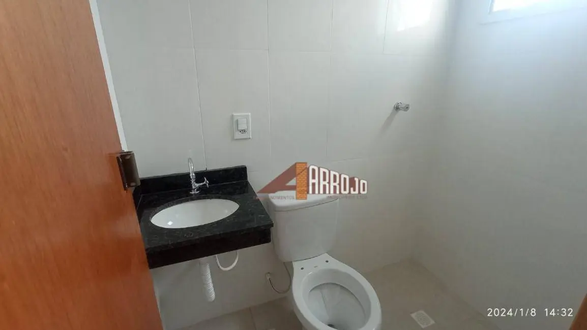 Foto 8 de Sobrado com 2 quartos à venda, 300m2 em Vila São Geraldo, São Paulo - SP