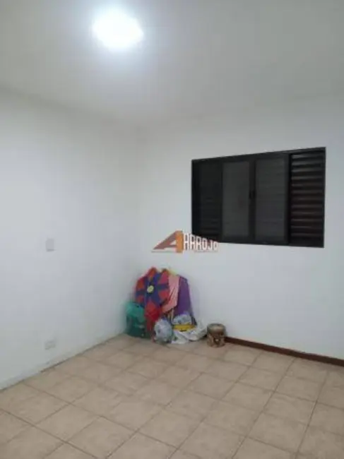 Foto 9 de Sobrado com 4 quartos à venda, 130m2 em Vila Londrina, São Paulo - SP