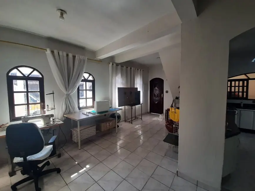 Foto 1 de Casa com 3 quartos à venda, 225m2 em Jardim Ponte Rasa, São Paulo - SP