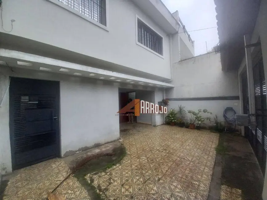 Casa com 2 quartos à venda, 189m2 em Vila Buenos Aires, São Paulo - SP - imagem 2 Foto 2 de Casa com 2 quartos à venda, 189m2 em Vila Buenos Aires, São Paulo - SP