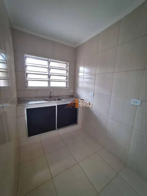 Foto 2 de Casa com 4 quartos à venda, 180m2 em Vila Marieta, São Paulo - SP