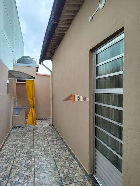 Foto 9 de Casa com 4 quartos à venda, 180m2 em Vila Marieta, São Paulo - SP