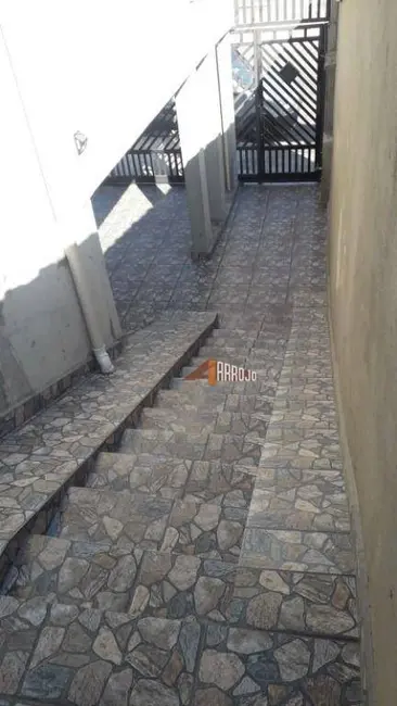 Foto 1 de Casa com 4 quartos à venda, 180m2 em Vila Marieta, São Paulo - SP