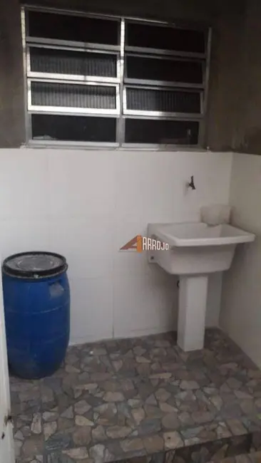 Foto 8 de Casa com 4 quartos à venda, 180m2 em Vila Marieta, São Paulo - SP