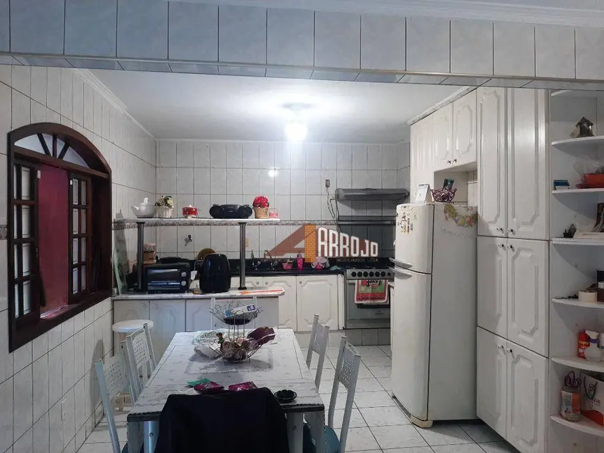 Casa com 4 quartos à venda, 500m2 em Vila Ré, São Paulo - SP - imagem 9 Foto 9 de Casa com 4 quartos à venda, 500m2 em Vila Ré, São Paulo - SP