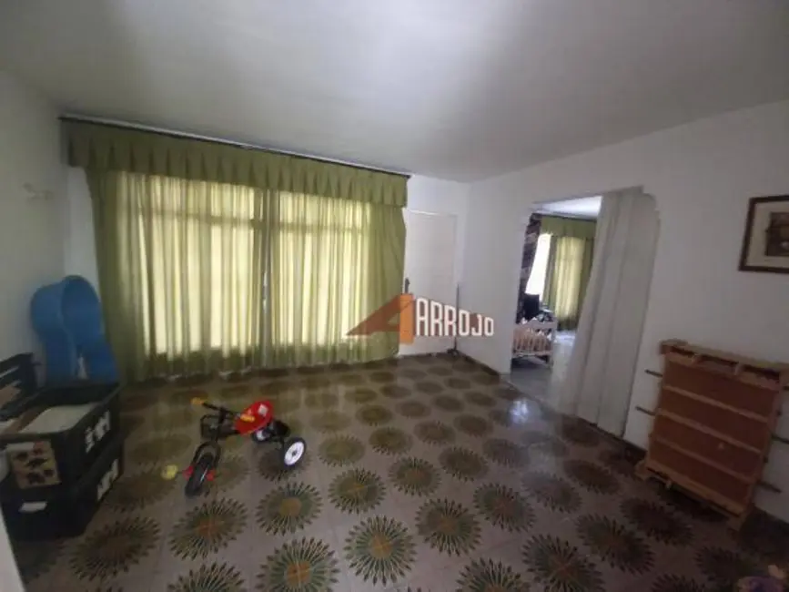 Casa com 2 quartos à venda, 300m2 em Vila Buenos Aires, São Paulo - SP - imagem 1 Foto 1 de Casa com 2 quartos à venda, 300m2 em Vila Buenos Aires, São Paulo - SP