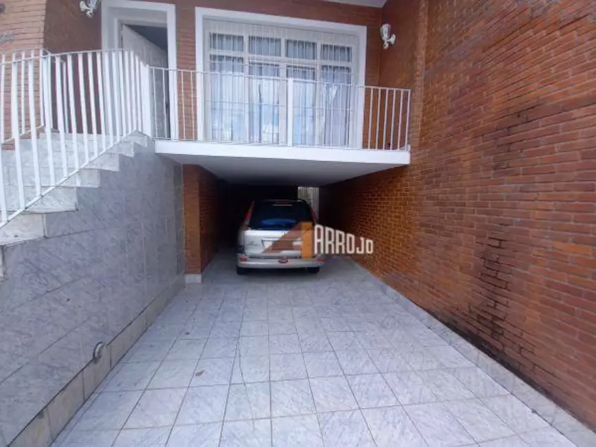 Casa com 2 quartos à venda, 300m2 em Vila Buenos Aires, São Paulo - SP - imagem 4 Foto 4 de Casa com 2 quartos à venda, 300m2 em Vila Buenos Aires, São Paulo - SP