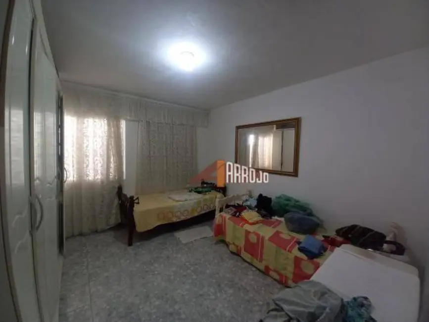 Casa com 2 quartos à venda, 300m2 em Vila Buenos Aires, São Paulo - SP - imagem 8 Foto 8 de Casa com 2 quartos à venda, 300m2 em Vila Buenos Aires, São Paulo - SP