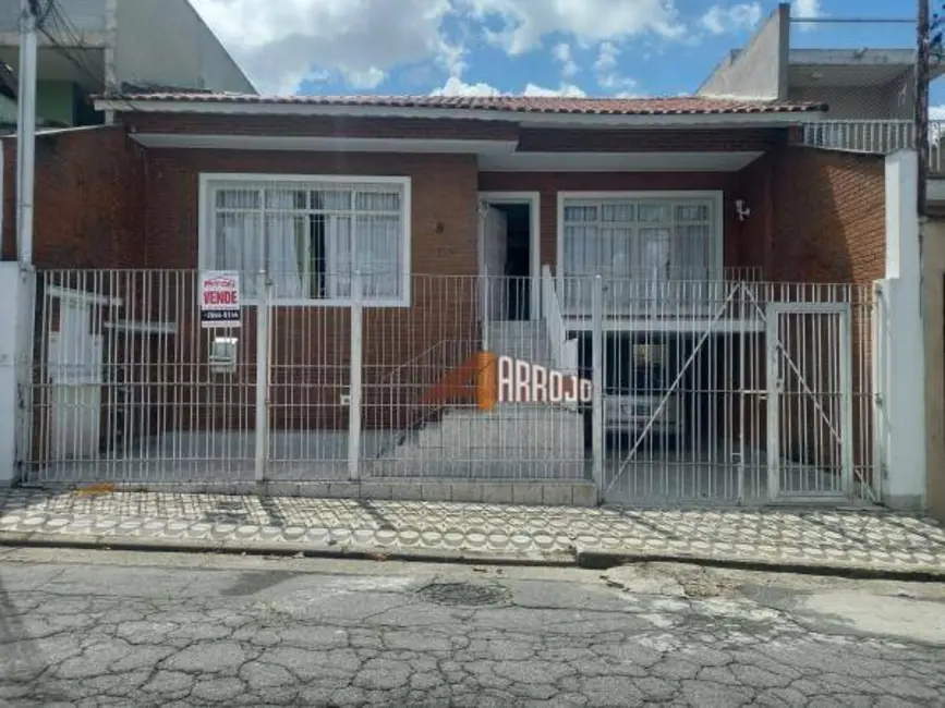 Casa com 2 quartos à venda, 300m2 em Vila Buenos Aires, São Paulo - SP - imagem 2 Foto 2 de Casa com 2 quartos à venda, 300m2 em Vila Buenos Aires, São Paulo - SP