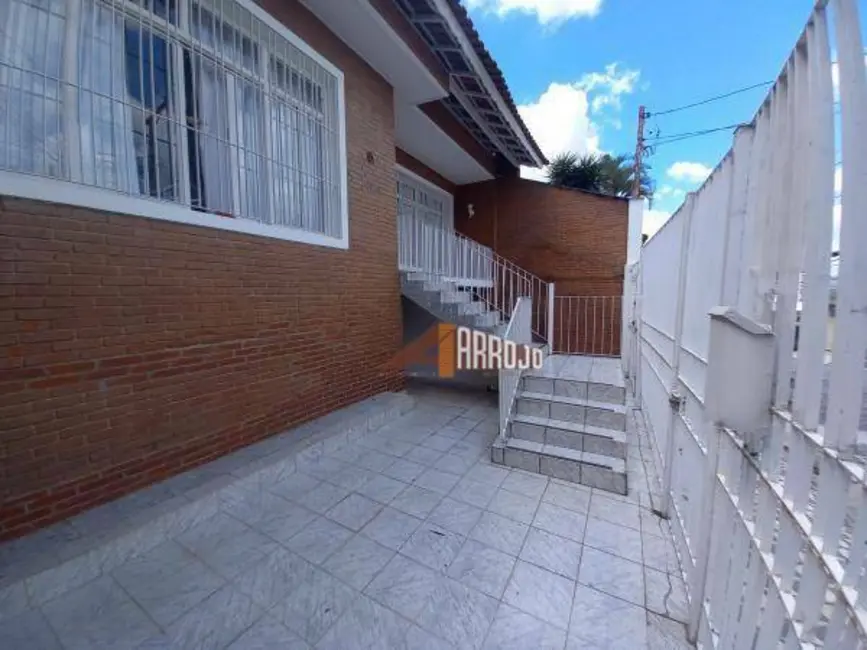 Casa com 2 quartos à venda, 300m2 em Vila Buenos Aires, São Paulo - SP - imagem 3 Foto 3 de Casa com 2 quartos à venda, 300m2 em Vila Buenos Aires, São Paulo - SP