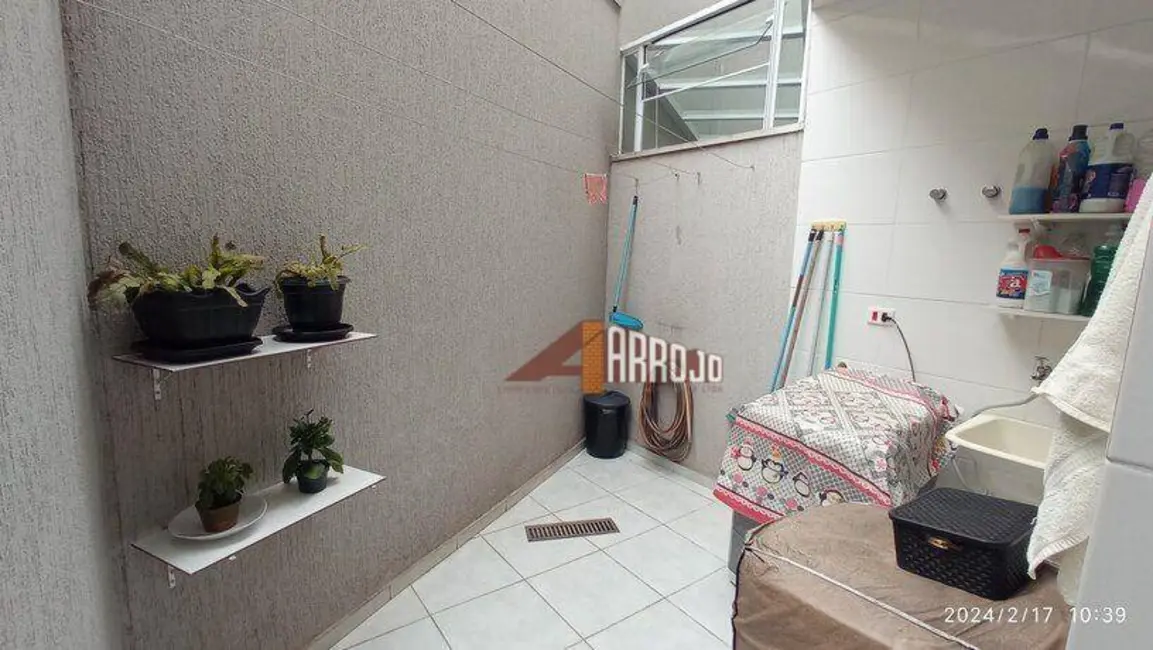 Sobrado com 2 quartos à venda, 35m2 em São Paulo - SP - imagem 5 Foto 5 de Sobrado com 2 quartos à venda, 35m2 em São Paulo - SP