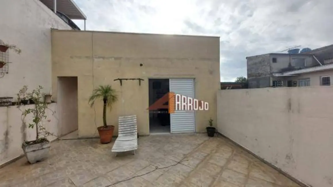 Foto 2 de Sobrado com 3 quartos à venda, 120m2 em Jardim Soraia, São Paulo - SP