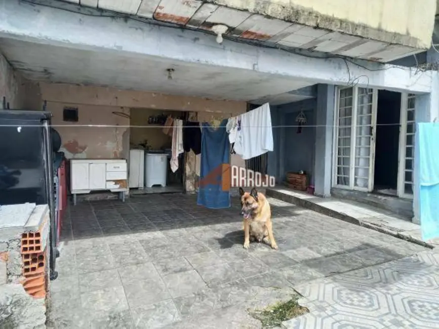 Foto 8 de Sobrado com 4 quartos à venda, 342m2 em Jardim Adelaide, São Paulo - SP