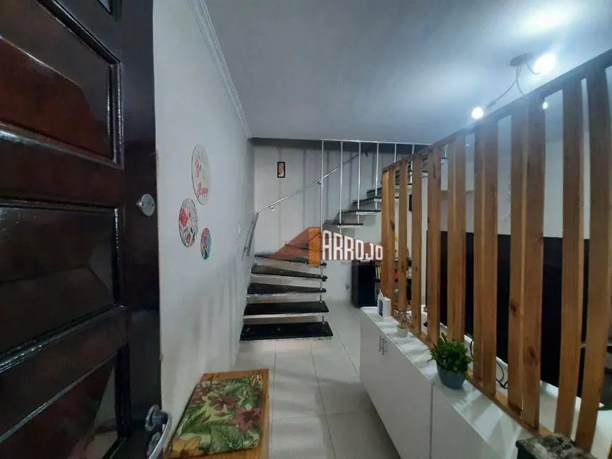 Sobrado com 2 quartos à venda, 127m2 em Jardim Penha, São Paulo - SP - imagem 4 Foto 4 de Sobrado com 2 quartos à venda, 127m2 em Jardim Penha, São Paulo - SP