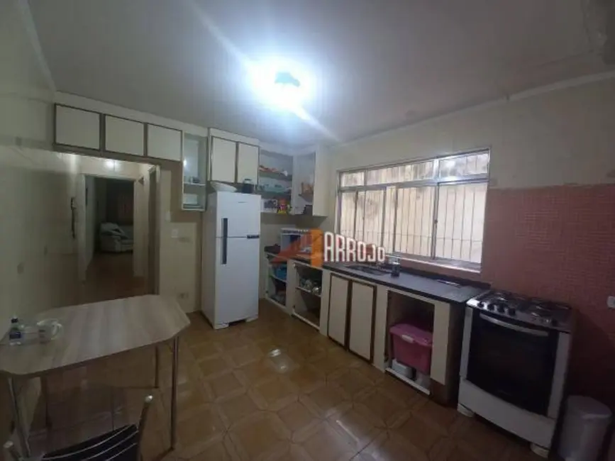 Sobrado com 3 quartos à venda, 200m2 em Burgo Paulista, São Paulo - SP - imagem 8 Foto 8 de Sobrado com 3 quartos à venda, 200m2 em Burgo Paulista, São Paulo - SP