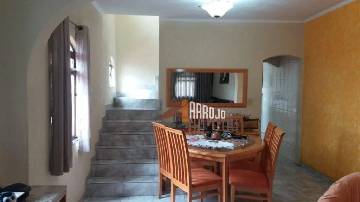 Sobrado com 3 quartos à venda, 131m2 em Vila Matilde, São Paulo - SP - imagem 3 Foto 3 de Sobrado com 3 quartos à venda, 131m2 em Vila Matilde, São Paulo - SP