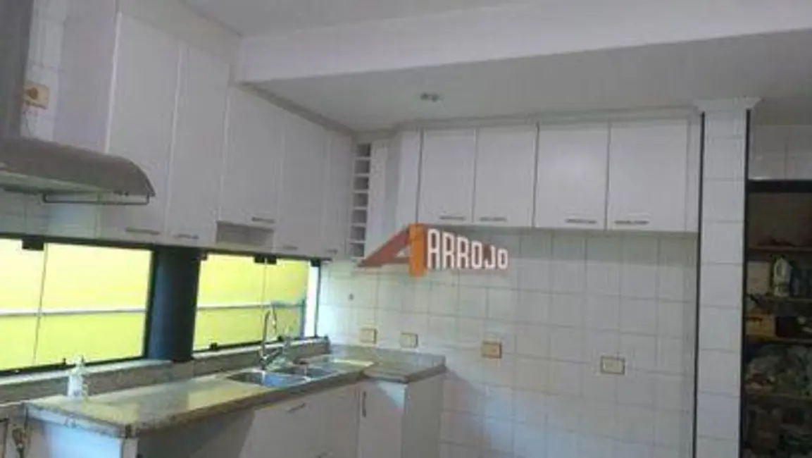 Sobrado com 3 quartos à venda, 250m2 em Cidade Patriarca, São Paulo - SP - imagem 9 Foto 9 de Sobrado com 3 quartos à venda, 250m2 em Cidade Patriarca, São Paulo - SP
