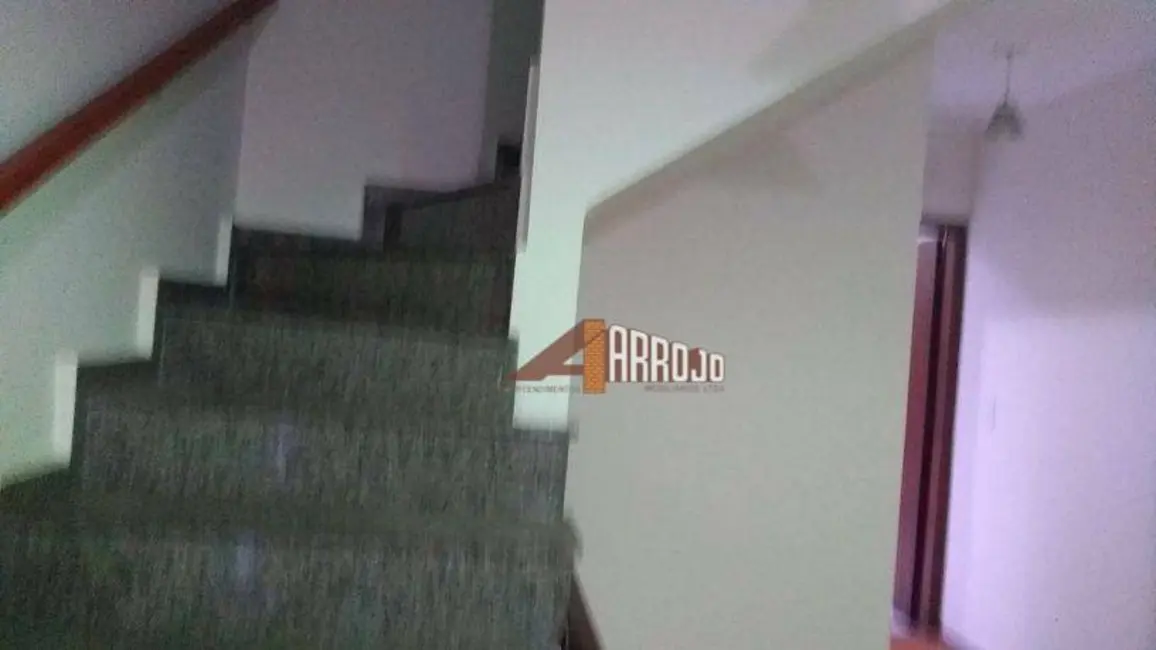 Sobrado com 3 quartos à venda, 102m2 em Penha de França, São Paulo - SP - imagem 8 Foto 8 de Sobrado com 3 quartos à venda, 102m2 em Penha de França, São Paulo - SP