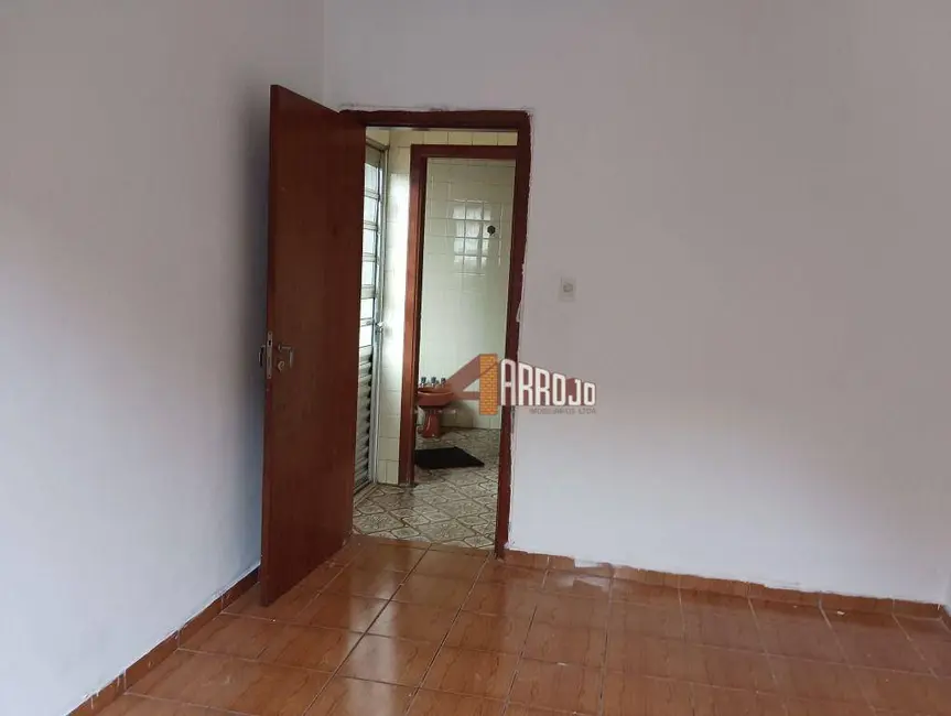 Foto 7 de Casa com 2 quartos à venda, 438m2 em Vila Marieta, São Paulo - SP