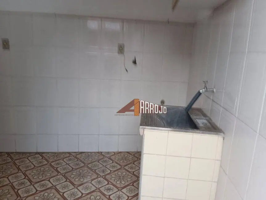 Foto 6 de Casa com 2 quartos à venda, 438m2 em Vila Marieta, São Paulo - SP