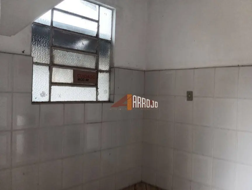 Foto 5 de Casa com 2 quartos à venda, 438m2 em Vila Marieta, São Paulo - SP