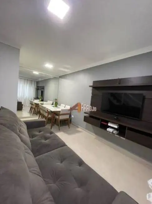 Sobrado com 2 quartos à venda, 500m2 em Vila Granada, São Paulo - SP - imagem 3 Foto 3 de Sobrado com 2 quartos à venda, 500m2 em Vila Granada, São Paulo - SP