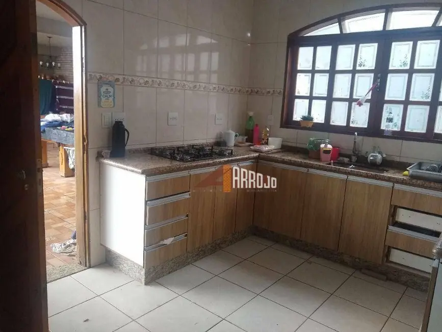 Foto 3 de Sobrado com 4 quartos à venda, 350m2 em Vila Santana, São Paulo - SP