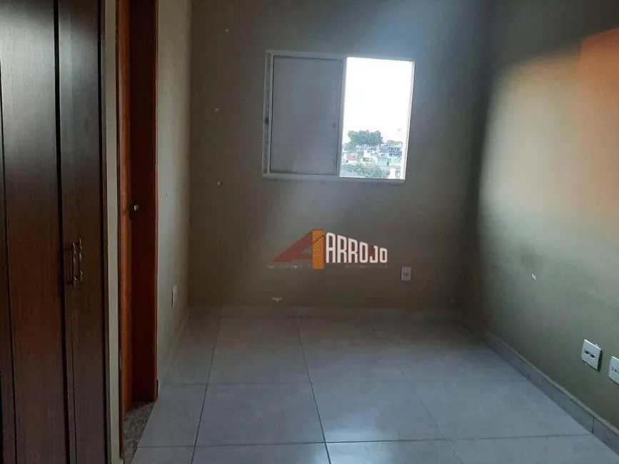 Foto 6 de Sobrado com 2 quartos à venda, 300m2 em Burgo Paulista, São Paulo - SP