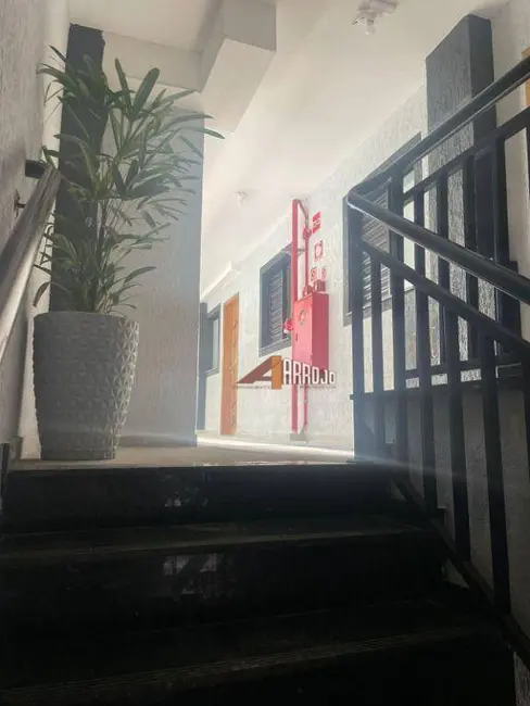 Kitnet com 2 quartos à venda, 36m2 em Vila Ré, São Paulo - SP - imagem 2 Foto 2 de Kitnet com 2 quartos à venda, 36m2 em Vila Ré, São Paulo - SP