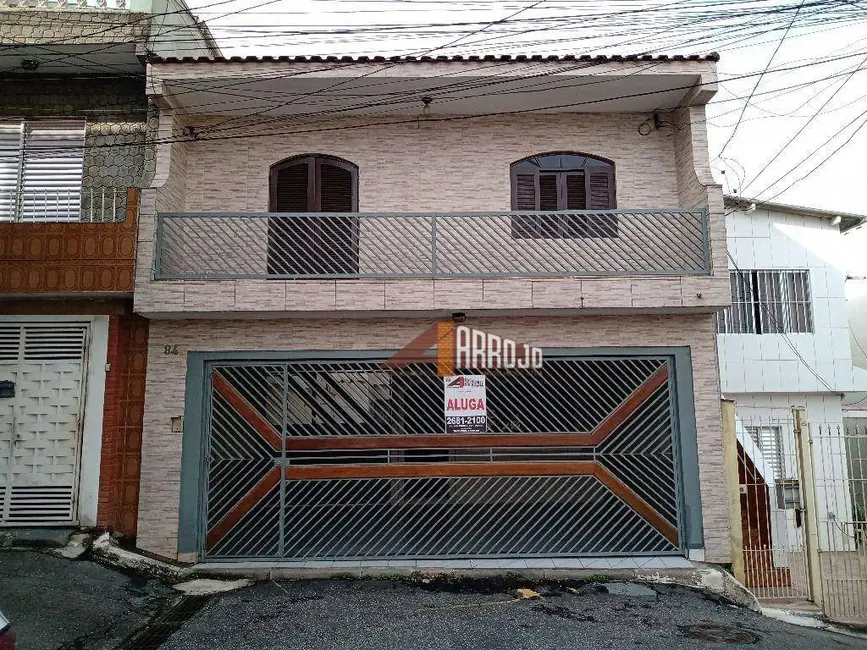 Foto 1 de Sobrado com 3 quartos para alugar em Vila Odete, São Paulo - SP