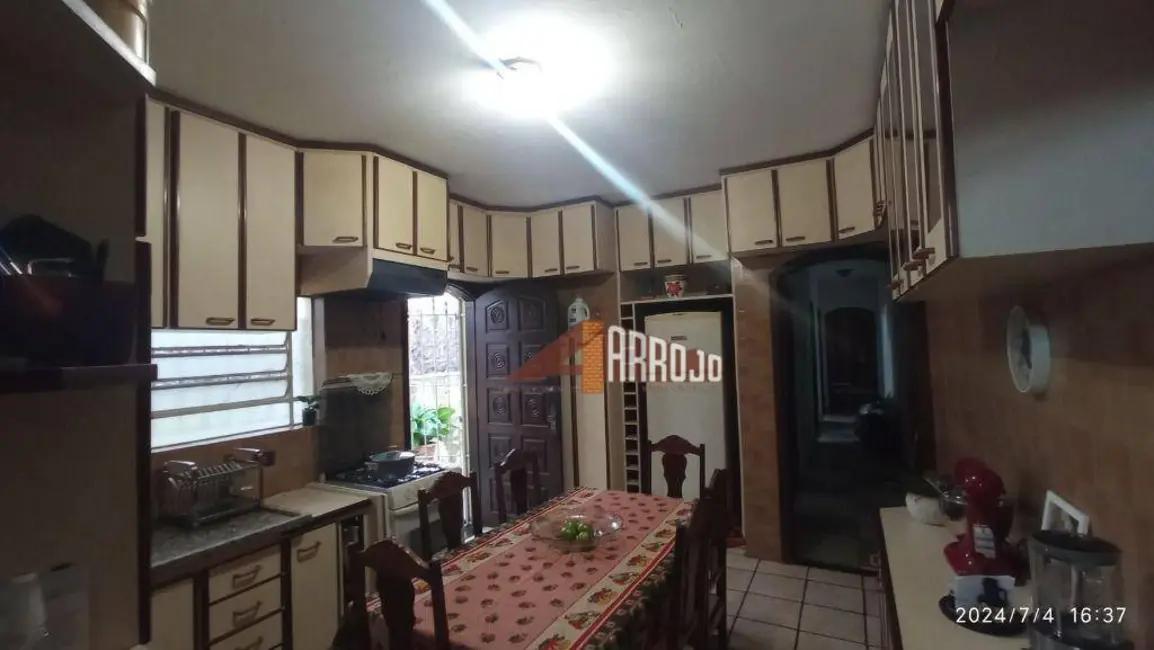 Foto 2 de Casa com 3 quartos à venda, 175m2 em Jardim Popular, São Paulo - SP