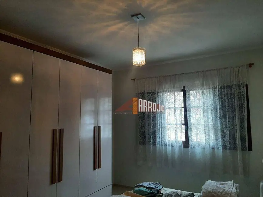 Foto 3 de Casa com 2 quartos à venda, 441m2 em Vila Buenos Aires, São Paulo - SP