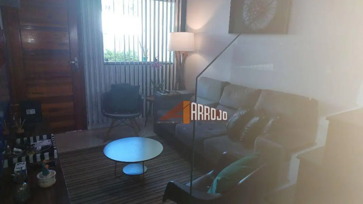 Sobrado com 2 quartos à venda, 56m2 em Vila Granada, São Paulo - SP - imagem 9 Foto 9 de Sobrado com 2 quartos à venda, 56m2 em Vila Granada, São Paulo - SP