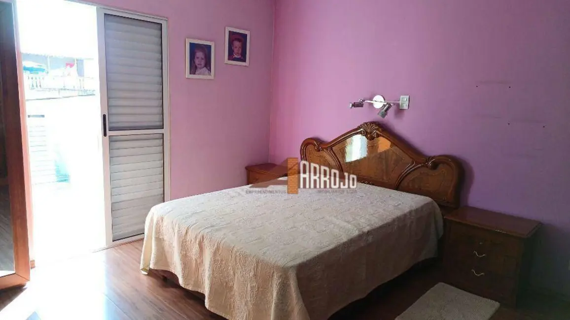 Sobrado com 4 quartos à venda, 152m2 em Vila Buenos Aires, São Paulo - SP - imagem 3 Foto 3 de Sobrado com 4 quartos à venda, 152m2 em Vila Buenos Aires, São Paulo - SP