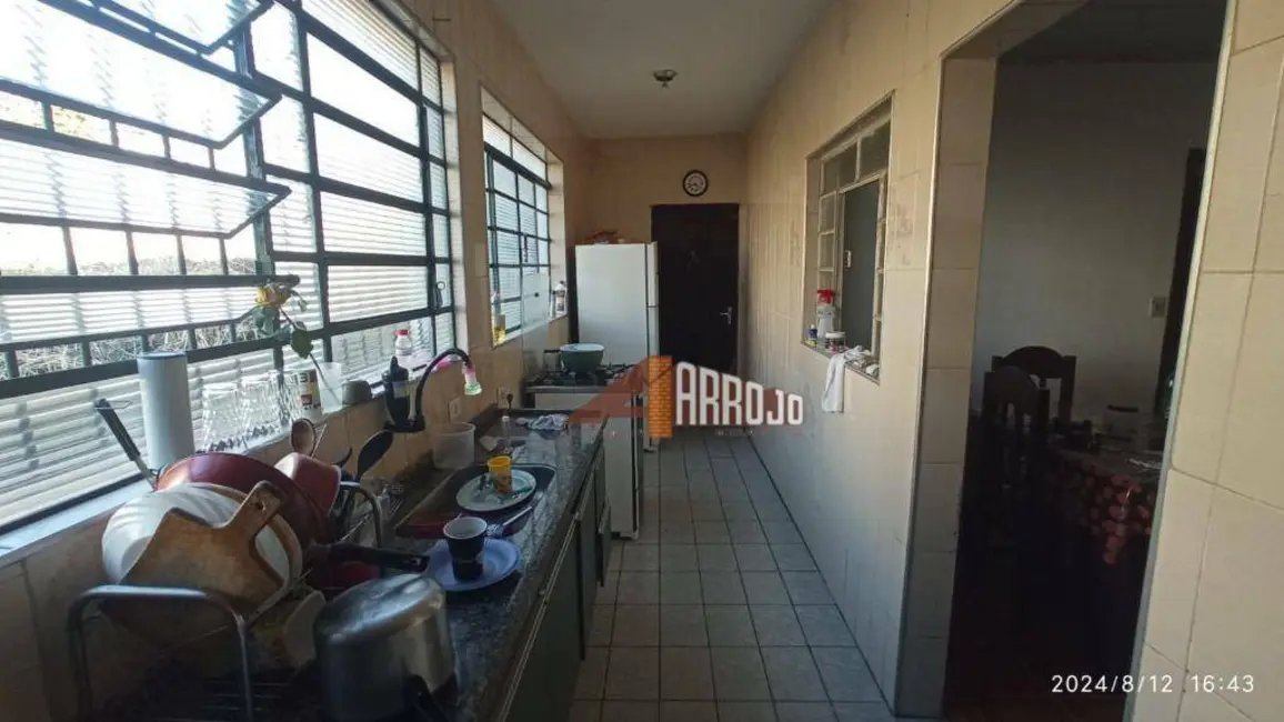 Foto 2 de Casa com 6 quartos à venda, 578m2 em Parque Boturussu, São Paulo - SP