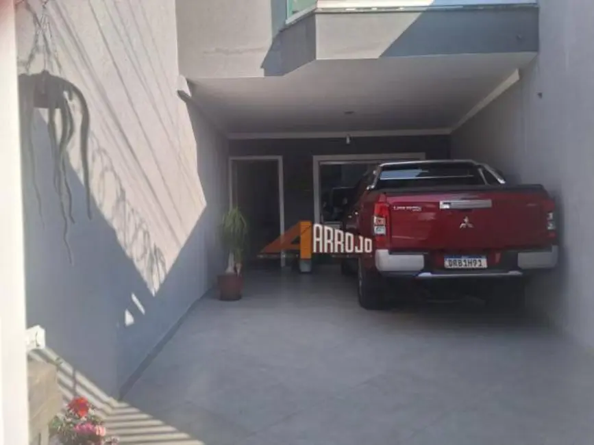 Foto 3 de Sobrado com 4 quartos à venda, 86m2 em Vila São Geraldo, São Paulo - SP