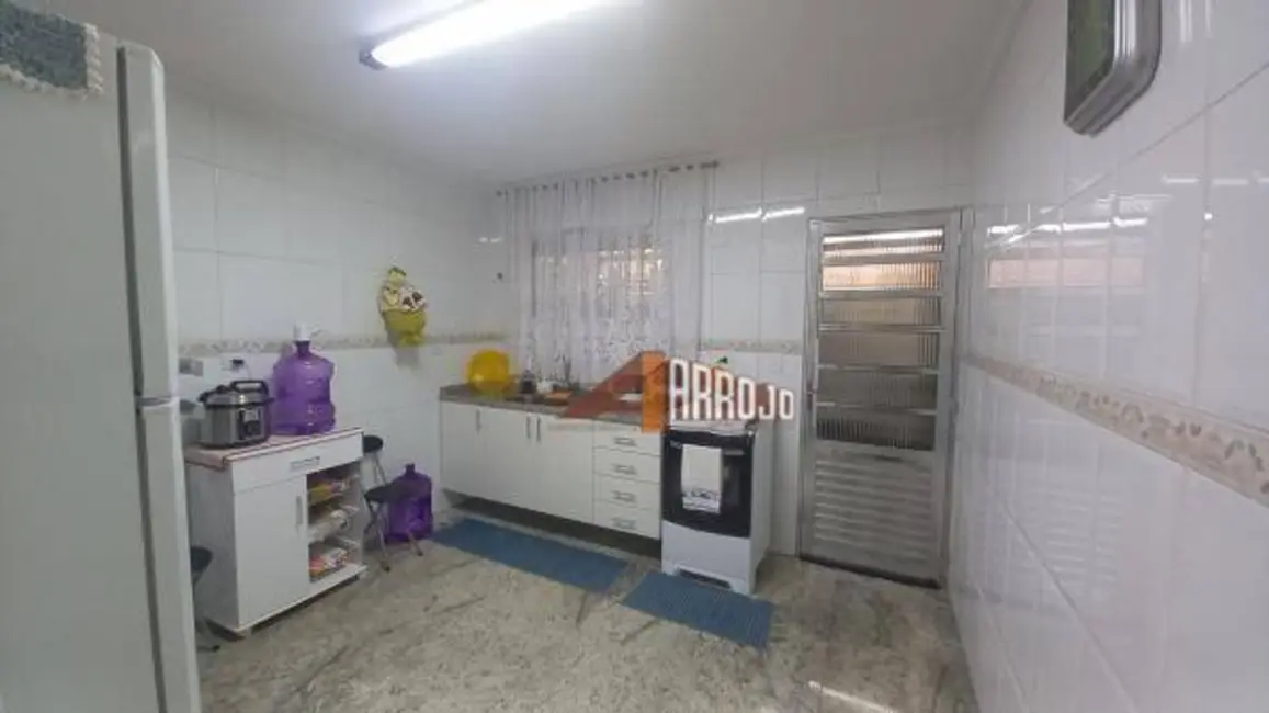 Sobrado com 2 quartos à venda, 400m2 em Vila Granada, São Paulo - SP - imagem 4 Foto 4 de Sobrado com 2 quartos à venda, 400m2 em Vila Granada, São Paulo - SP