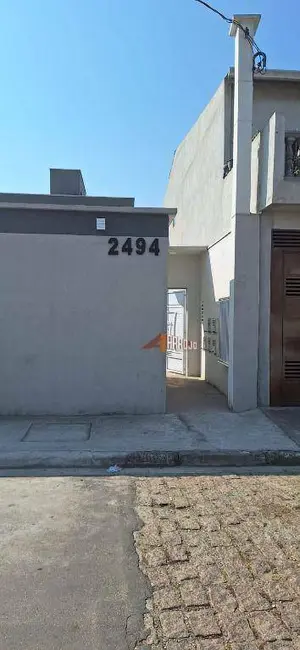 Sobrado com 2 quartos para alugar em Jundiapeba, Mogi Das Cruzes - SP - imagem 4 Foto 4 de Sobrado com 2 quartos para alugar em Jundiapeba, Mogi Das Cruzes - SP