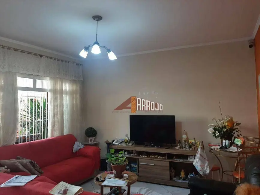 Foto 1 de Casa com 2 quartos à venda, 161m2 em Vila Rio Branco, São Paulo - SP
