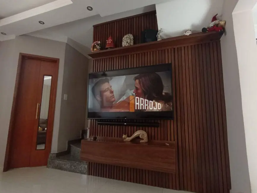 Sobrado com 2 quartos à venda, 70m2 em Vila Ré, São Paulo - SP - imagem 5 Foto 5 de Sobrado com 2 quartos à venda, 70m2 em Vila Ré, São Paulo - SP