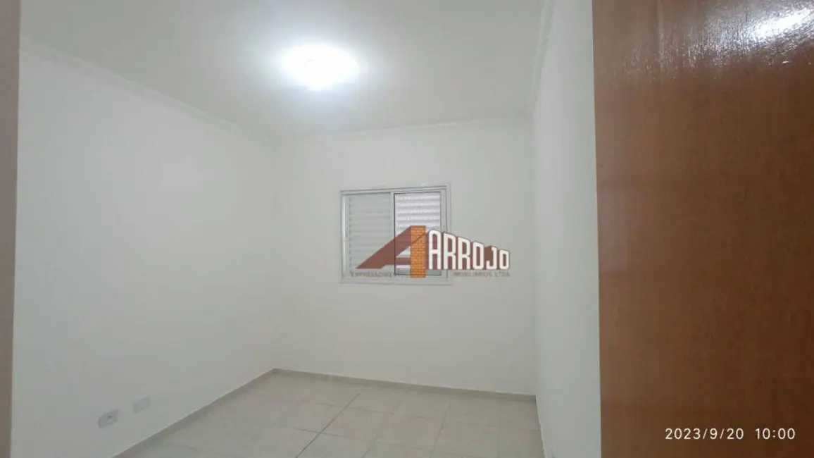 Foto 2 de Apartamento com 1 quarto para alugar em Vila Guilhermina, São Paulo - SP